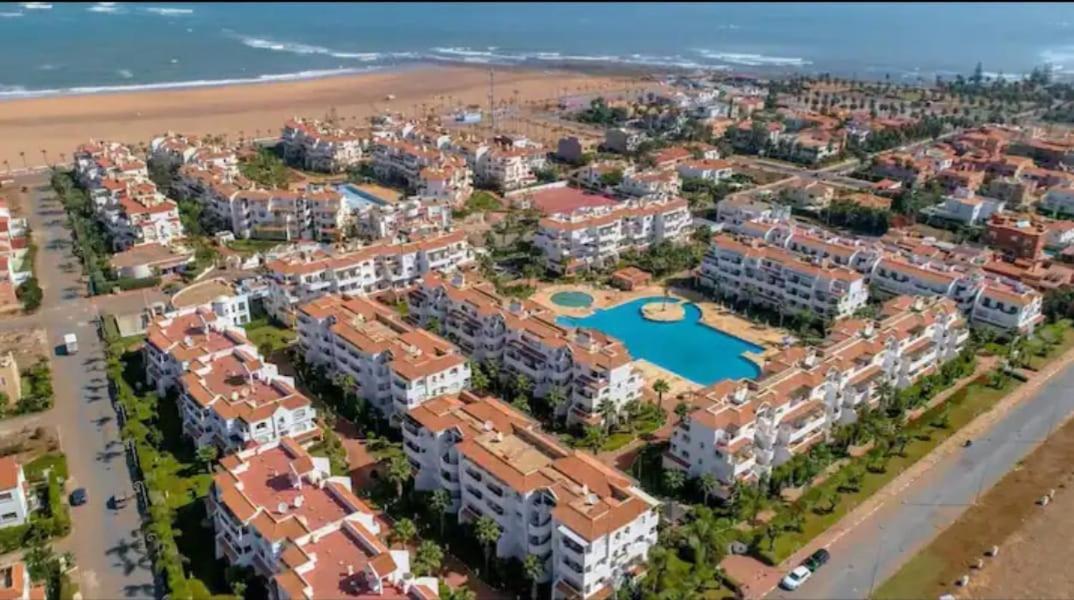 Bel Appartement Estival 2 Chambres A Garden Beach Sidi Rahal  Luaran gambar